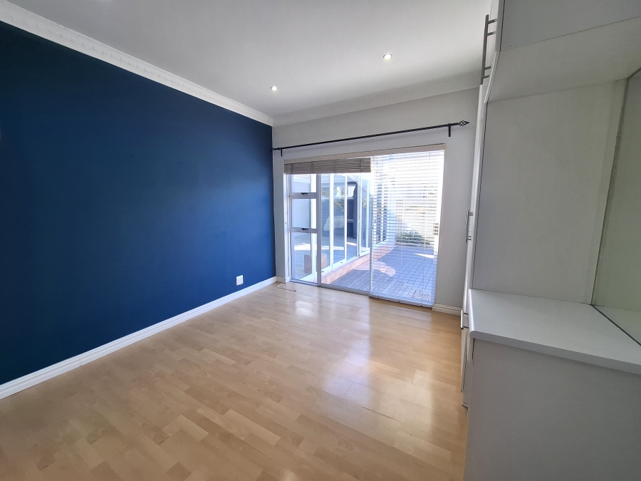 4 Bedroom Property for Sale in West Beach Western Cape